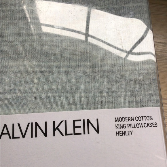 🔥Calvin Klein Set of 2 King Pillowcases - LAST ONE🔥 - Picture 4 of 4